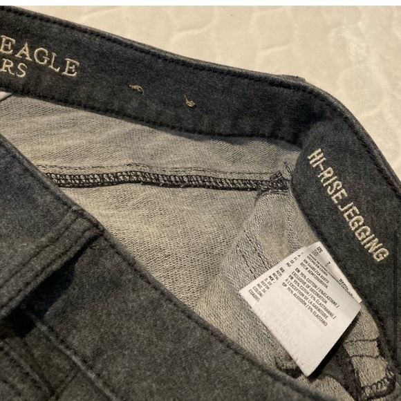 American Eagle Super Stretch Hi-Rise Jeggings - Picture 3 of 5